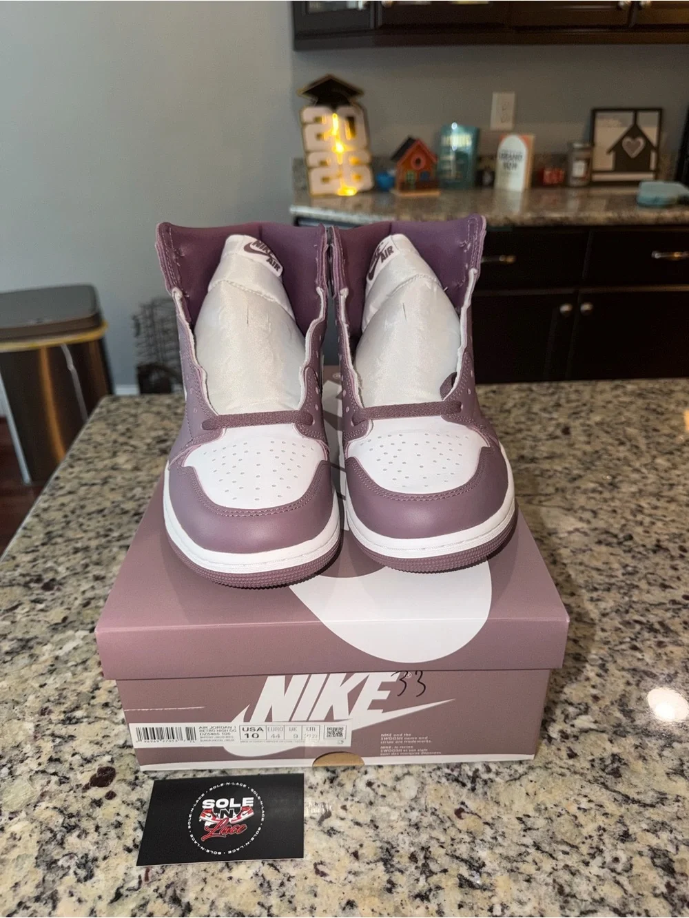 Size 10 Jordan 1 Retro OG High Mauve SKU DZ5485-105 Brand New